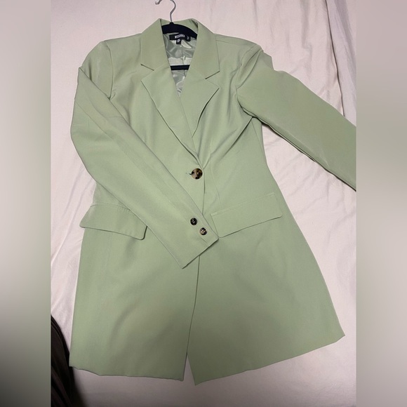 Missguided Sage Green Blazer Dress only worn once - Picture 3 of 5